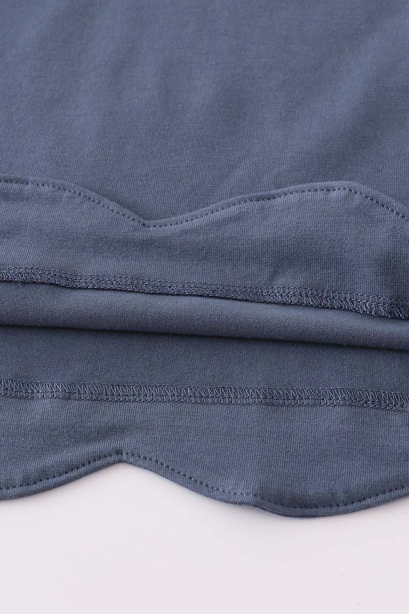 Navy hunting embroidery ruffle pants set